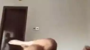 Sexy Indian babe gets banged by a foreign guy in NRI porn