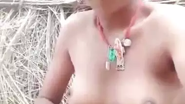 Poor Indian nude girl presses boobs and fingers pussy
