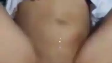 Uncle fucks his 18 yr old niece in Nepali sex video