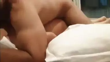 Hardcore Hindi bf video of a horny couple from a bedroom