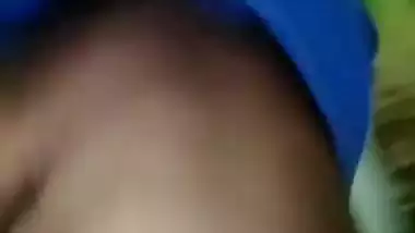 Mallu aunty pooru show MMS video