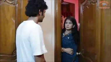Akeli Pyasi Jawan Bhabhi Xxx Desi bhabhi Urdu cheating bollywood Story two