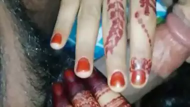 Indian bhabhi sucking lund MMS