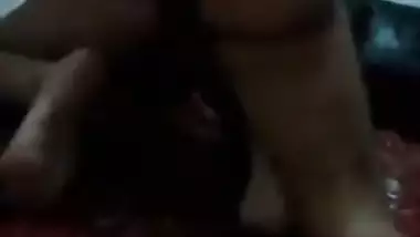 Amateur Indian wife fucked by her hubby friend...