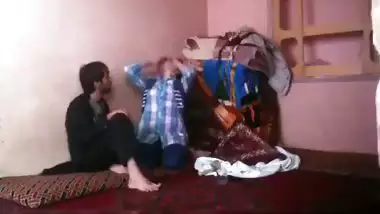 Sexy Kashmiri Bhabhi Sneaky Sex With Lusty Devar Caught