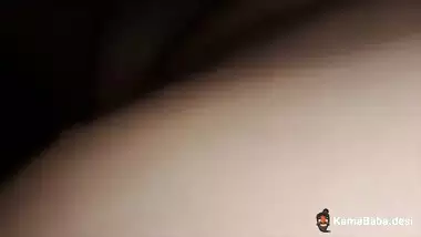 Guy sucks stepsister’s pussy and shoots an Indian sex video