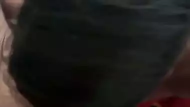 Marathi girl gives an Indian blowjob to her friend