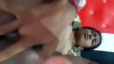 Tamil teenage girl fingering masturbation selfie