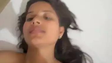 Marathi wife honeymoon sex video with blowjob in hotel