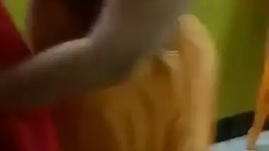 Big boob Tamil Bhabhi strips in nude MMS for her BF