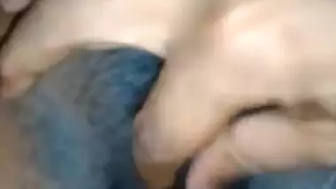 Virgin GF’s black Desi pussy fucking porn MMS video