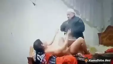 Father-in-law fucks daughter-in-law in Bangladeshi sex video