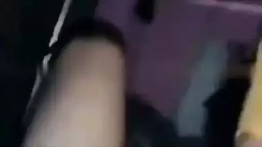 Uncle shoots Niece’s desi sex MMS while sucking his dick
