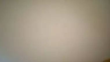 Nude girl sucks a big dick in Kannada porn