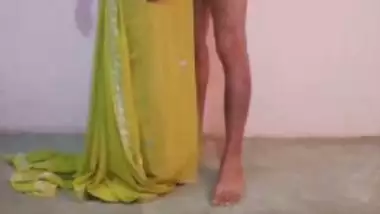 Sarla Bhabhi sucking cock homemade porn