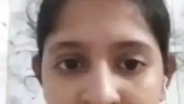 Innocent girl big boobs showing on video call