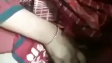 Unsatisfied housewife from Bangladesh dildo masturbation