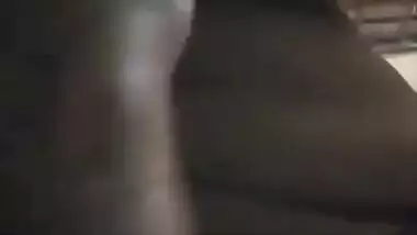 desi aunty boob press and fingring