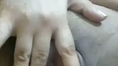 Cutest girl live nude show for her boyfriend viral MMS