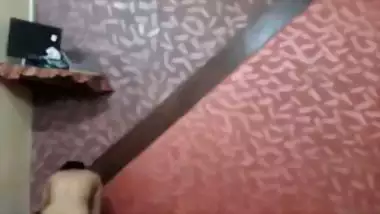 Pakistani xxx video of a pervert fucking his Sali like crazy