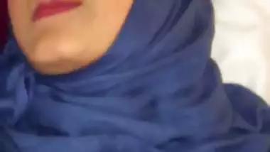 Muslim lady’s hardcore roleplays in Indian sex videos
