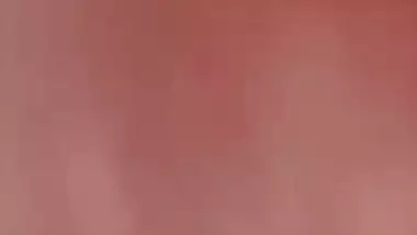 Mom cleaning bathroom in naked caught by son