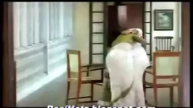 mallu hot aunty seducing uncle