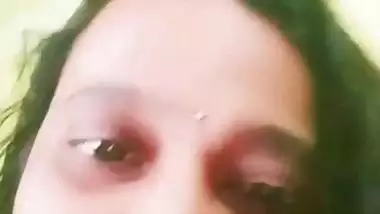 Busty aunty stripping nighty and nude show